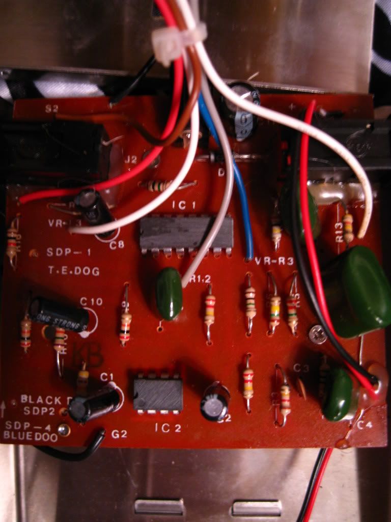 Snarling Dogs Blue Doo - Guts - freestompboxes.org